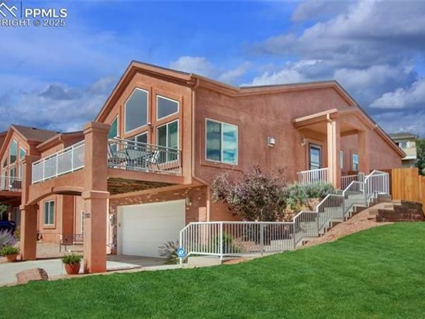 1302 Mirrillion Heights, Colorado Springs, CO 80904
