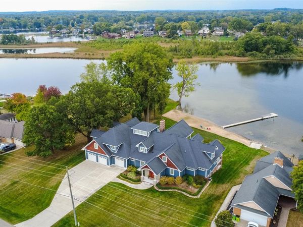 302 Tanview Drive, Oxford Township, Mi 48371