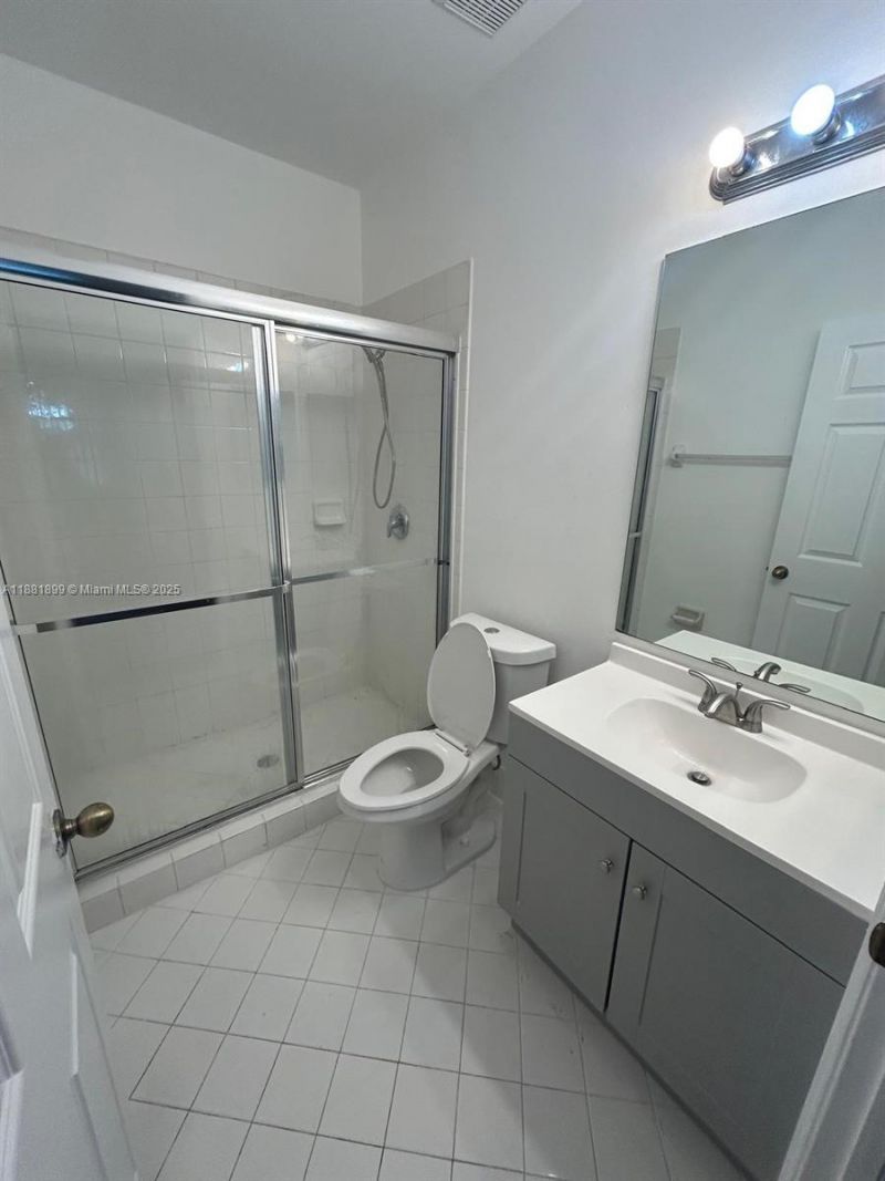 1650 NE 33rd Ave, Unit 205-7, Homestead, FL 33033 Photo