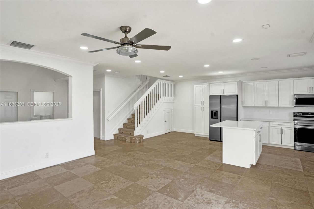 11373 NW 34th Pl, Sunrise, FL 33323 Photo