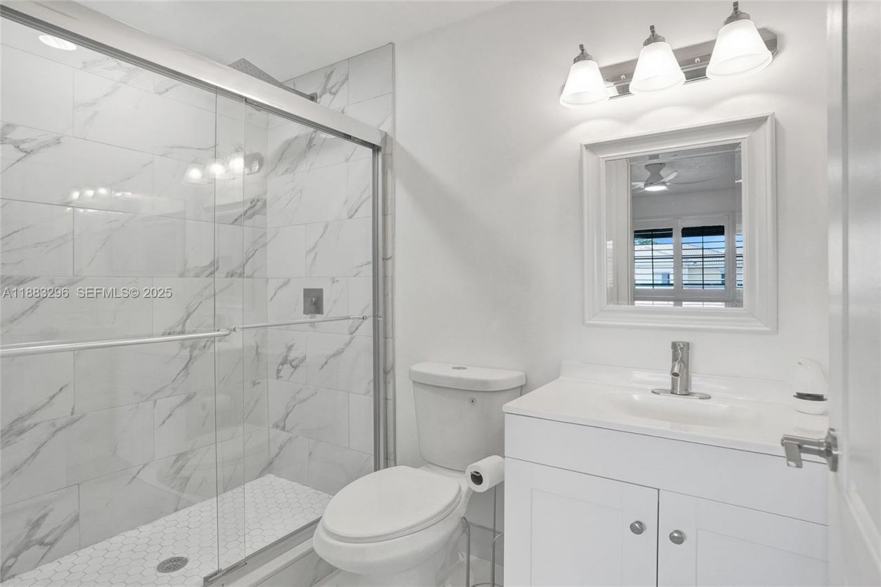 11373 NW 34th Pl, Sunrise, FL 33323 Photo