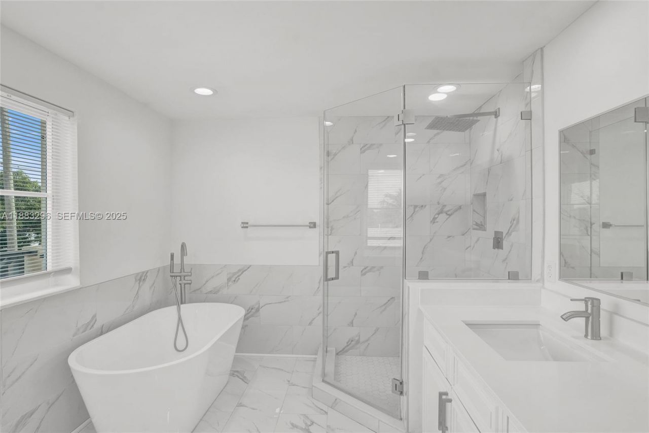 11373 NW 34th Pl, Sunrise, FL 33323 Photo