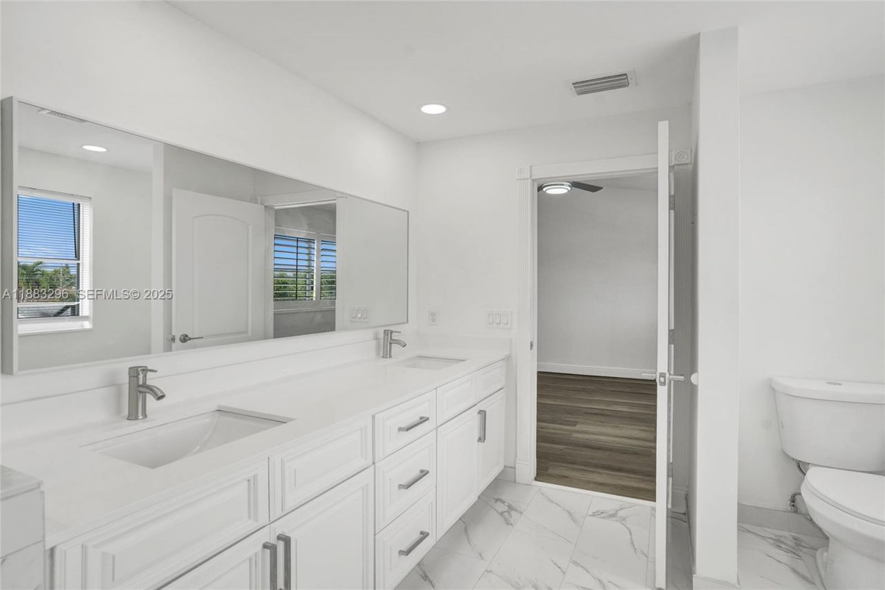 11373 NW 34th Pl, Sunrise, FL 33323 Photo