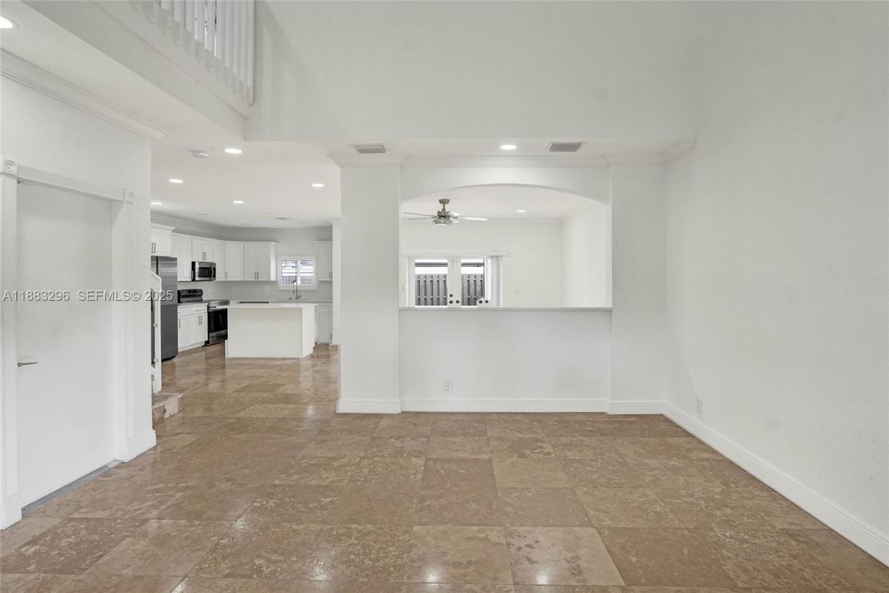 11373 NW 34th Pl, Sunrise, FL 33323 Photo