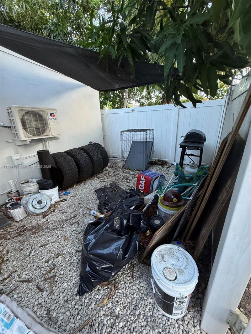 2651 SW 62nd Ave, Miramar, FL 33023 Photo