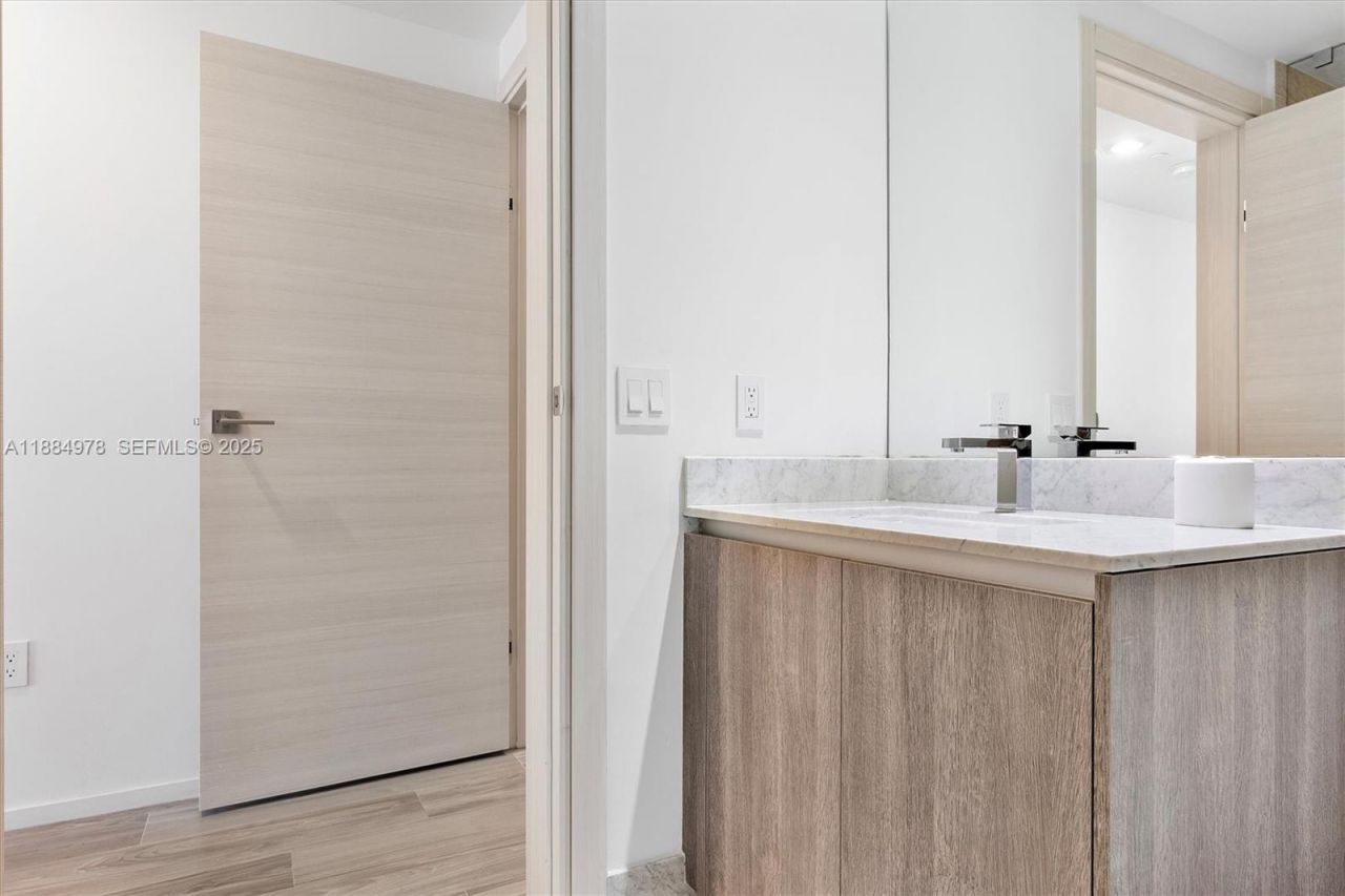 801 S Miami Ave, Unit 2509, Miami, FL 33130 Photo