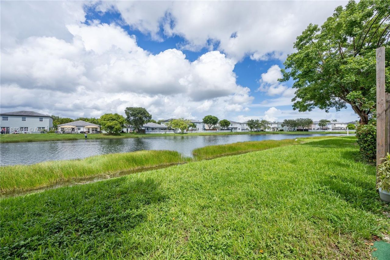 2819 SE 1st Dr, Unit 7, Homestead, FL 33033 Photo