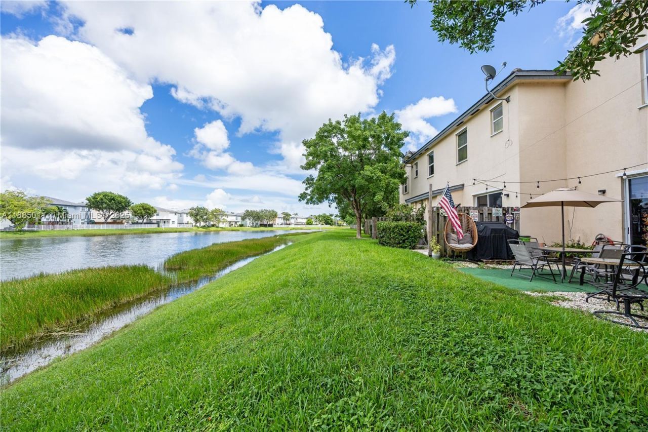 2819 SE 1st Dr, Unit 7, Homestead, FL 33033 Photo