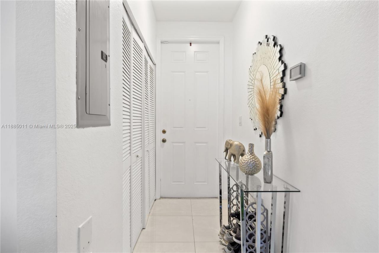 2819 SE 1st Dr, Unit 7, Homestead, FL 33033 Photo