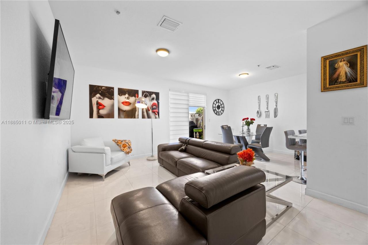 2819 SE 1st Dr, Unit 7, Homestead, FL 33033 Photo