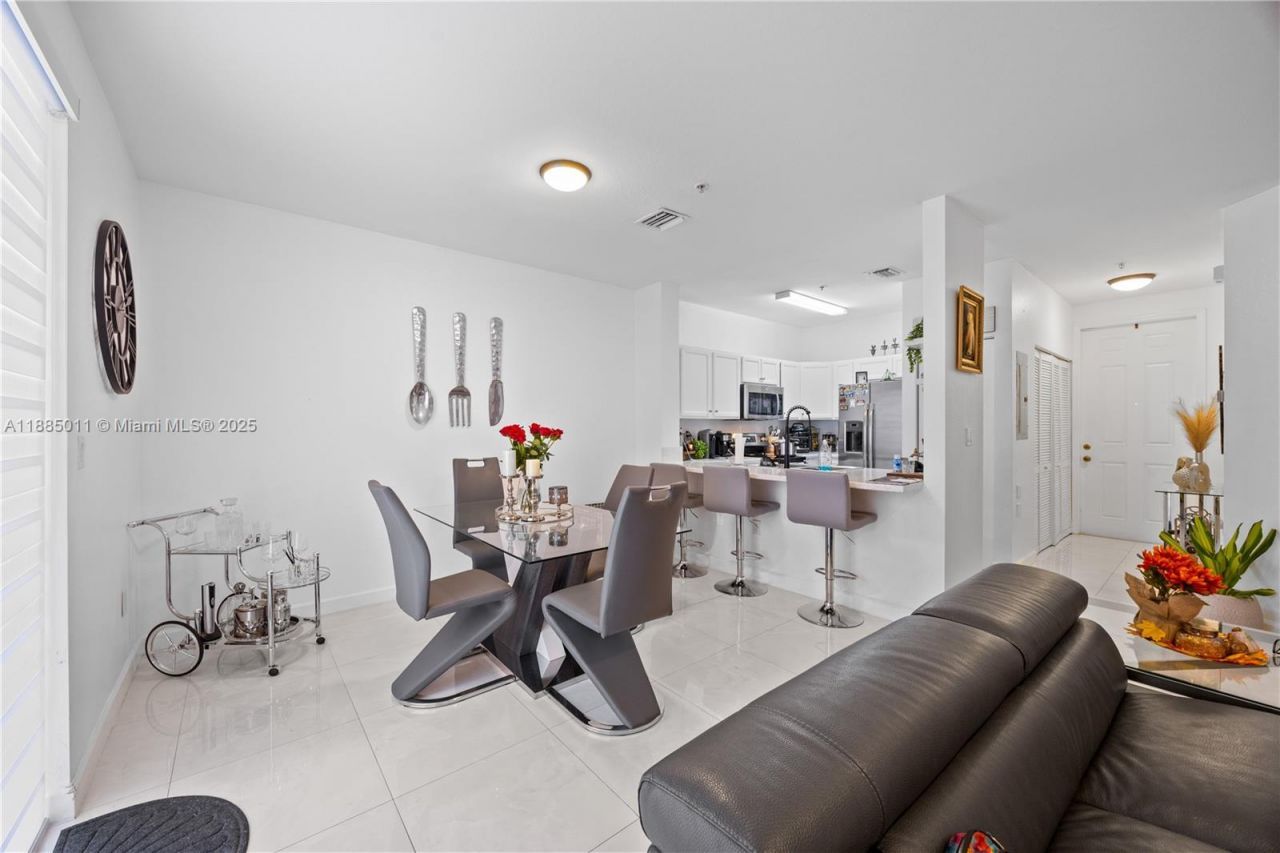 2819 SE 1st Dr, Unit 7, Homestead, FL 33033 Photo