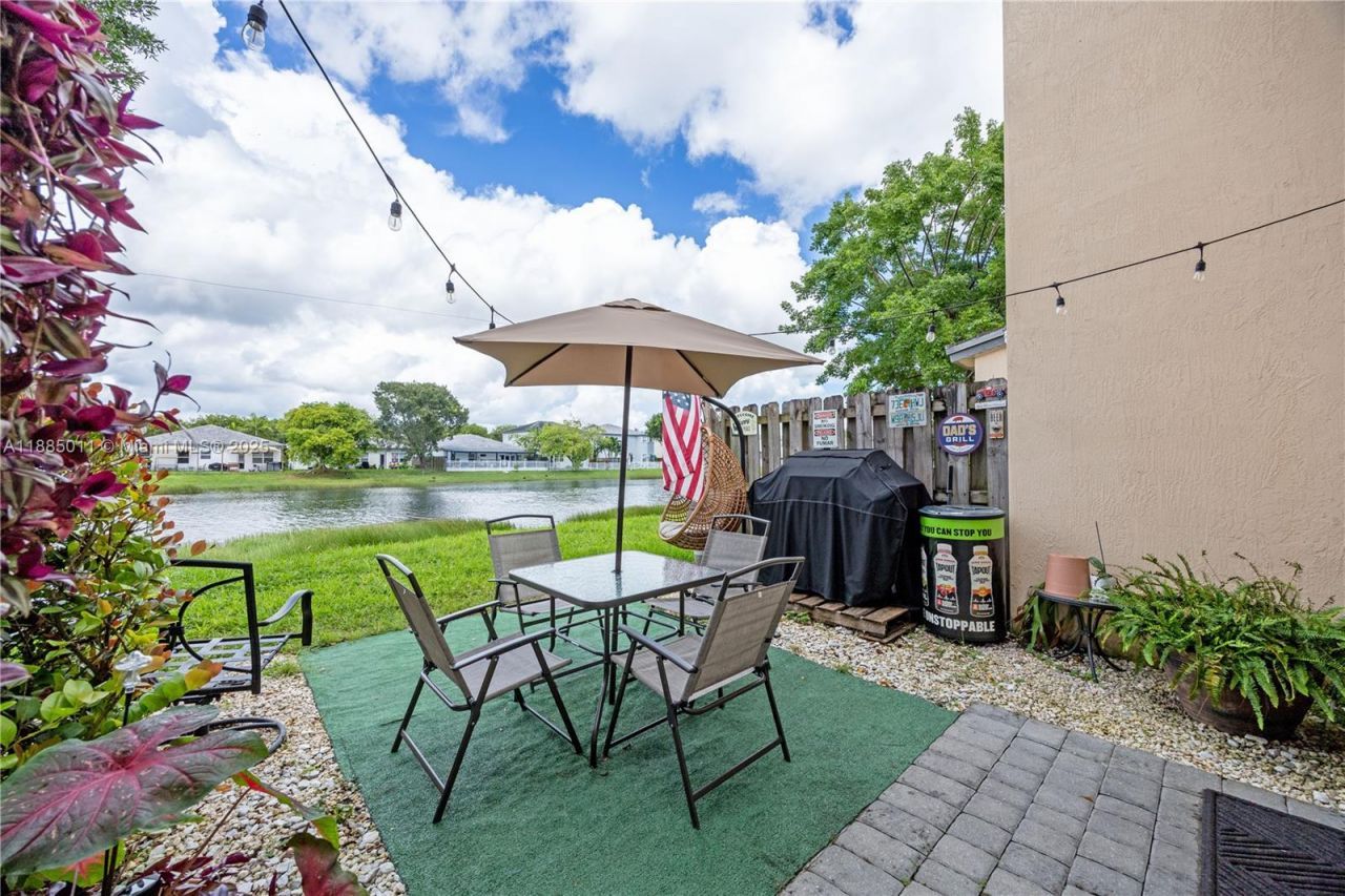 2819 SE 1st Dr, Unit 7, Homestead, FL 33033 Photo