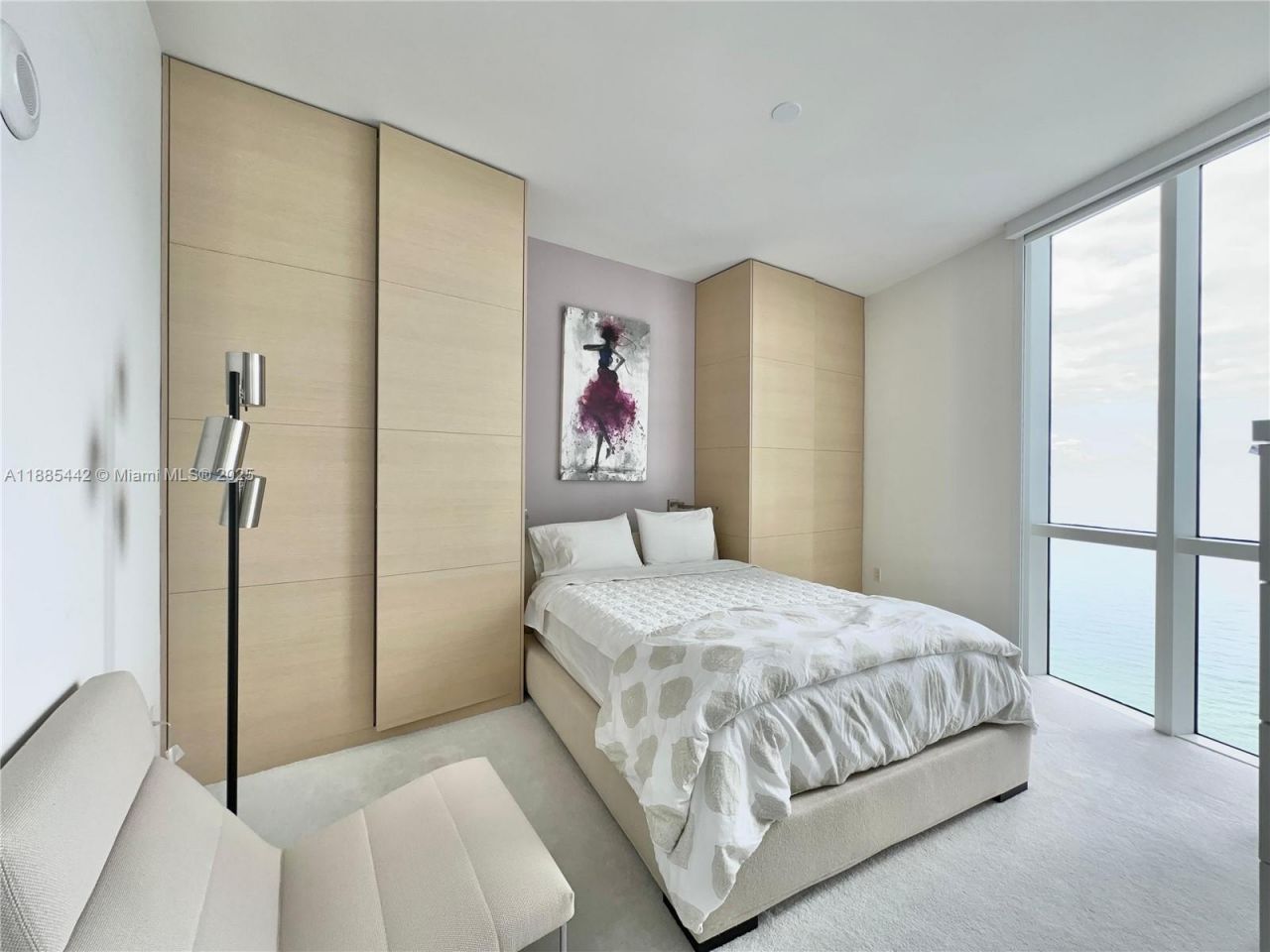 15901 Collins Ave, Unit 2406, Sunny Isles Beach, FL 33160 Photo