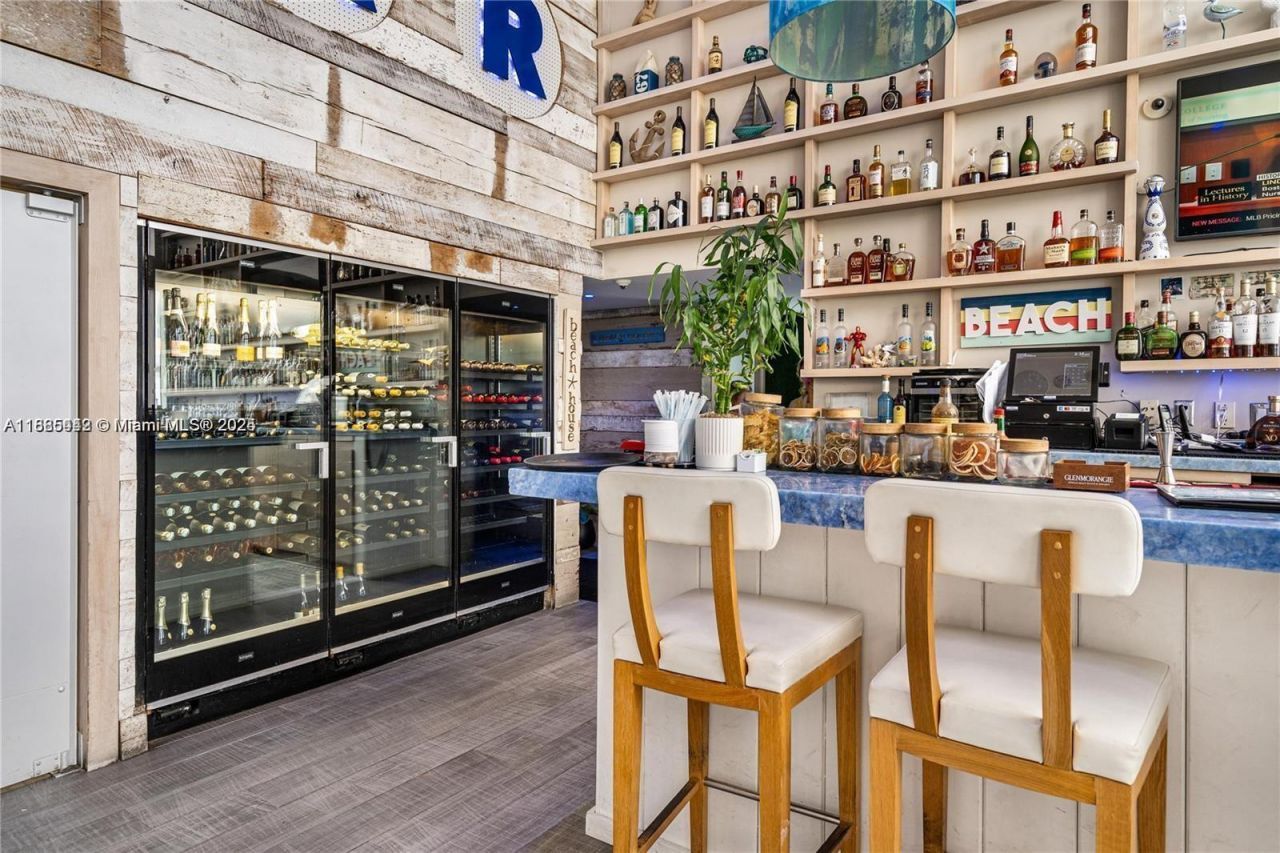 15901 Collins Ave, Unit 2406, Sunny Isles Beach, FL 33160 Photo