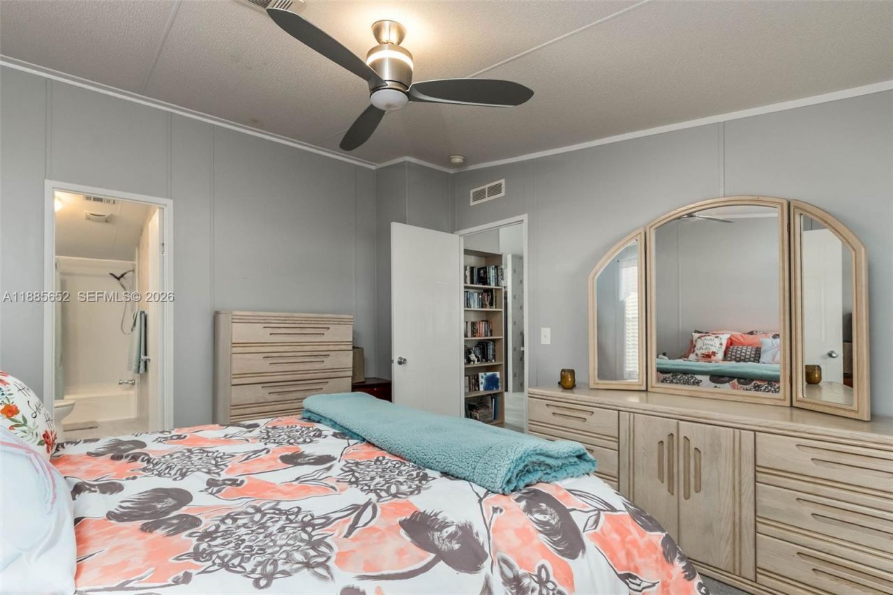 1800 SW 85th Ave, Davie, FL 33324 Photo