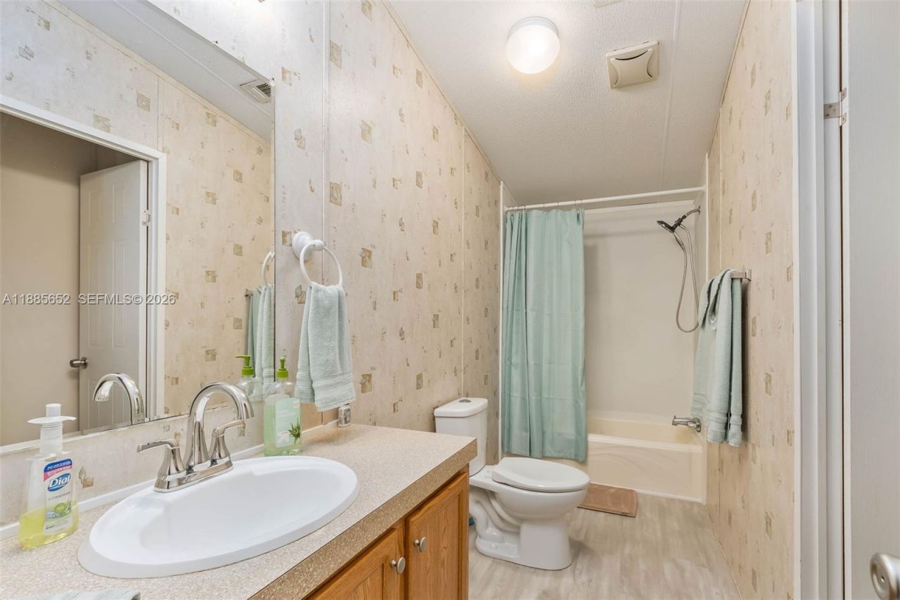 1800 SW 85th Ave, Davie, FL 33324 Photo