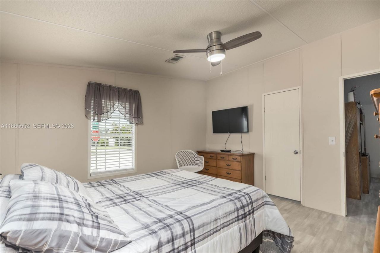 1800 SW 85th Ave, Davie, FL 33324 Photo