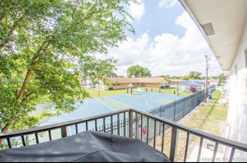 5333 NW 18th St, Unit 3A, Lauderhill, FL 33313 Photo