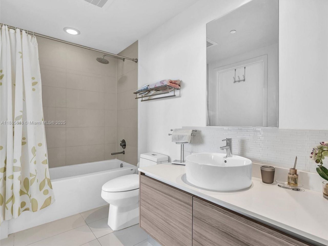 121 NE 34th St, Unit 3114, Miami, FL 33137 Photo