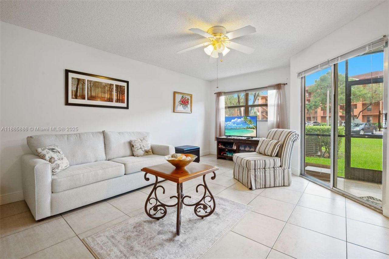 701 SW 142nd Ave, Unit 110S, Pembroke Pines, FL 33027 Photo