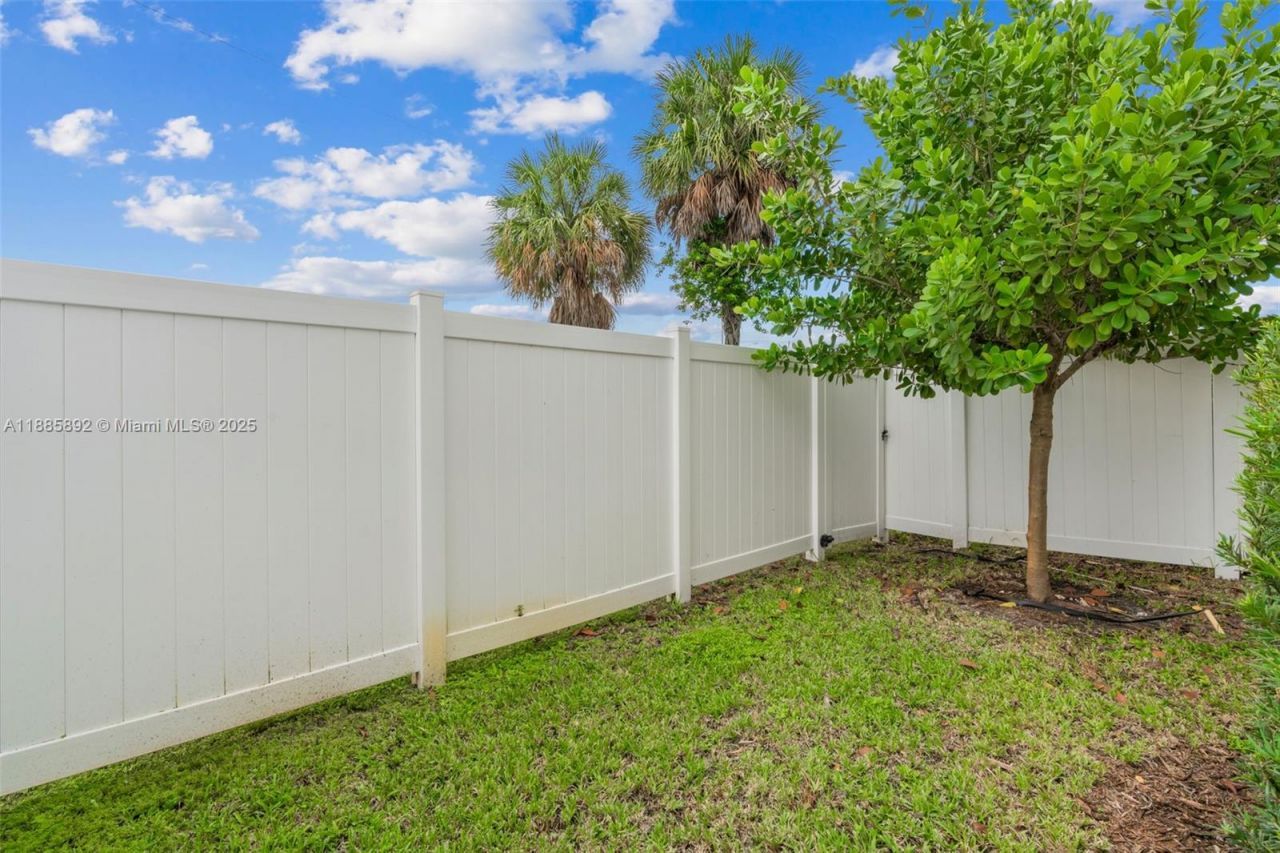 110 SW 171st Way, Pembroke Pines, FL 33027 Photo