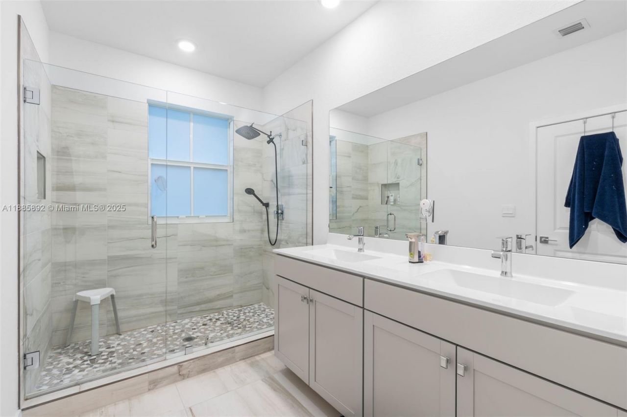 110 SW 171st Way, Pembroke Pines, FL 33027 Photo