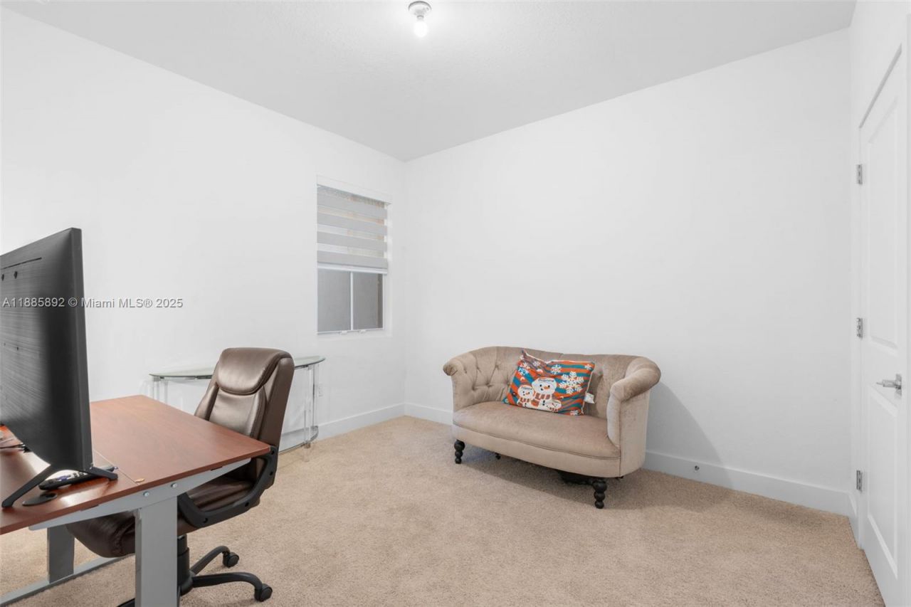 110 SW 171st Way, Pembroke Pines, FL 33027 Photo