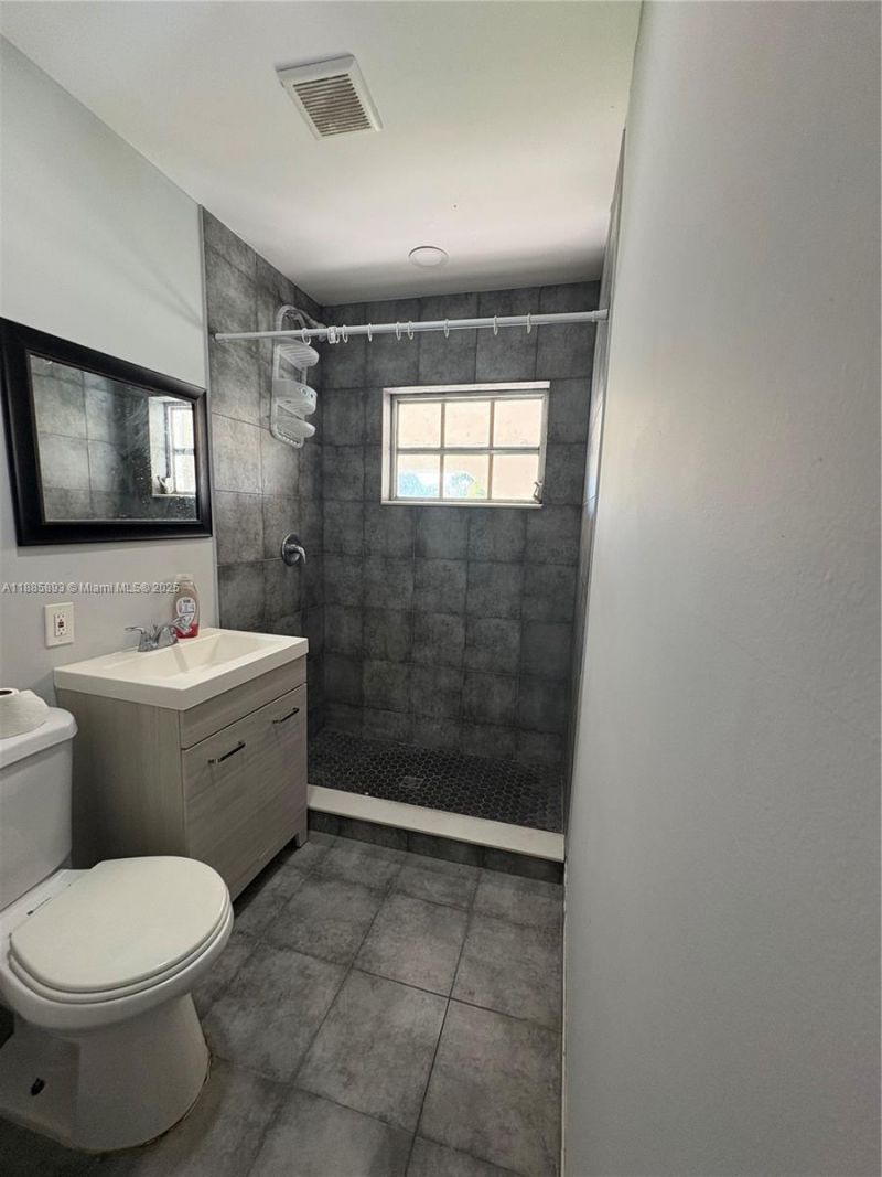 165 NW 192nd St, Miami Gardens, FL 33169 Photo