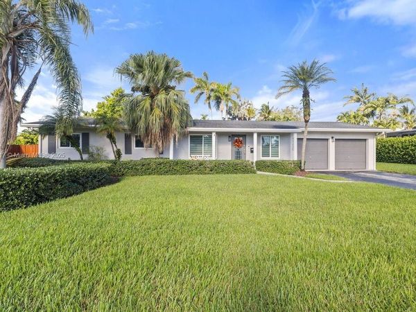 11220 SW 99th Ct, Miami, FL 33176