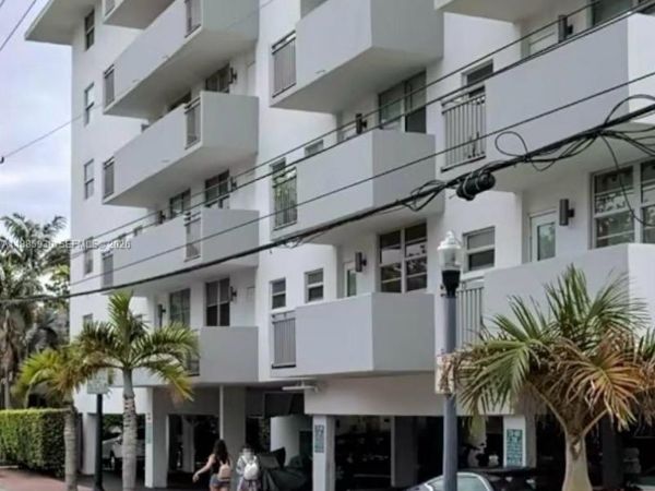 360 Meridian Ave, Unit 4C, Miami Beach, FL 33139