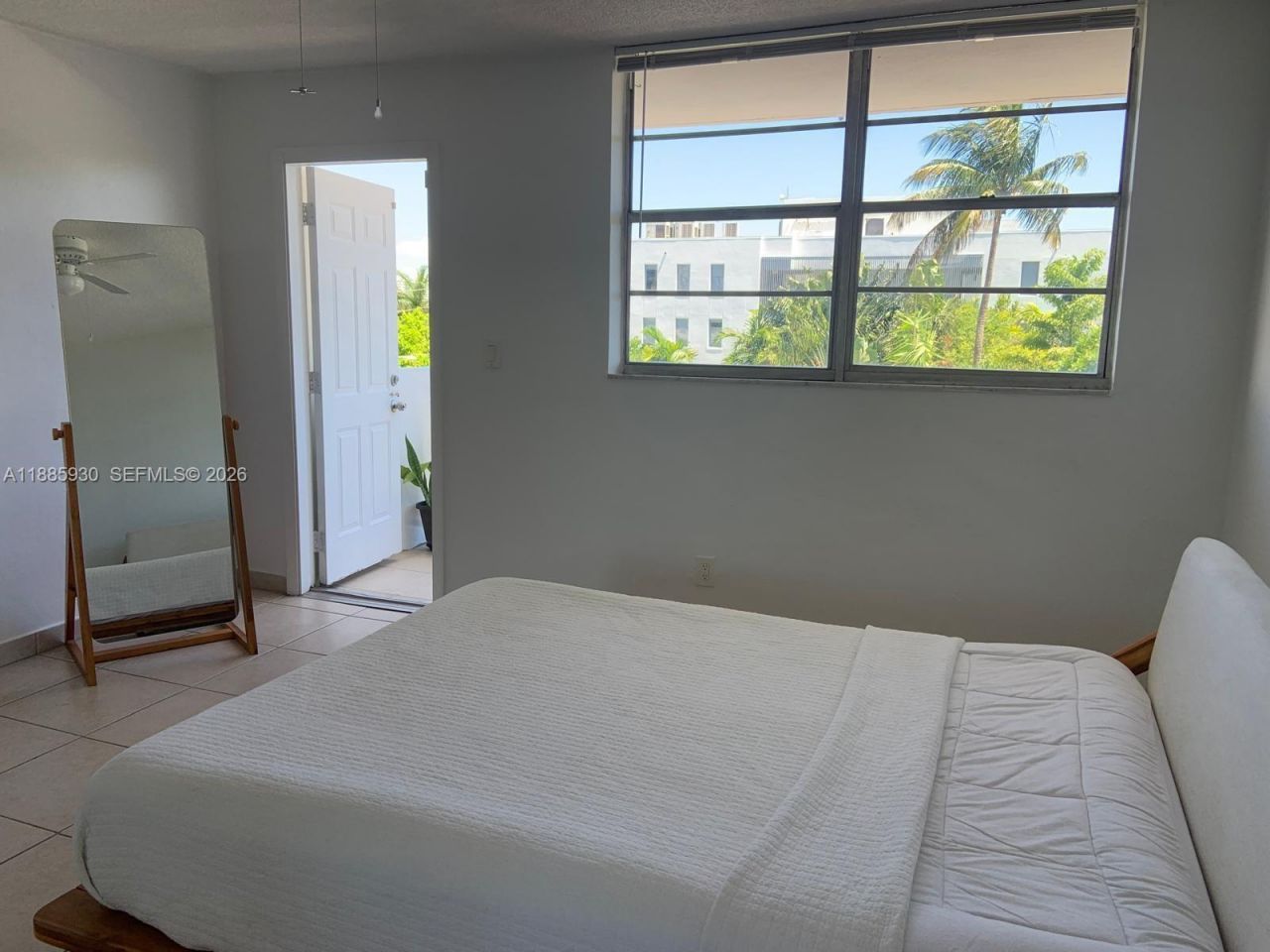 360 Meridian Ave, Unit 4C, Miami Beach, FL 33139 Photo