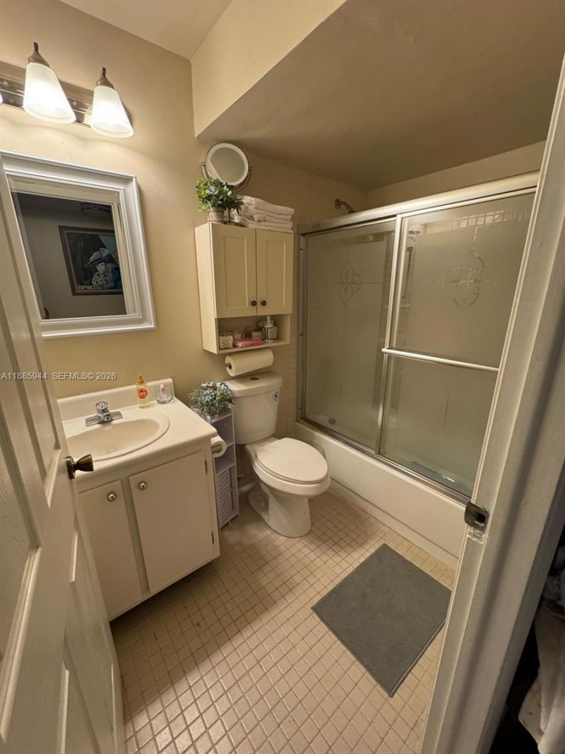 10425 E Clairmont Cir, Unit 107, Tamarac, FL 33321 Photo