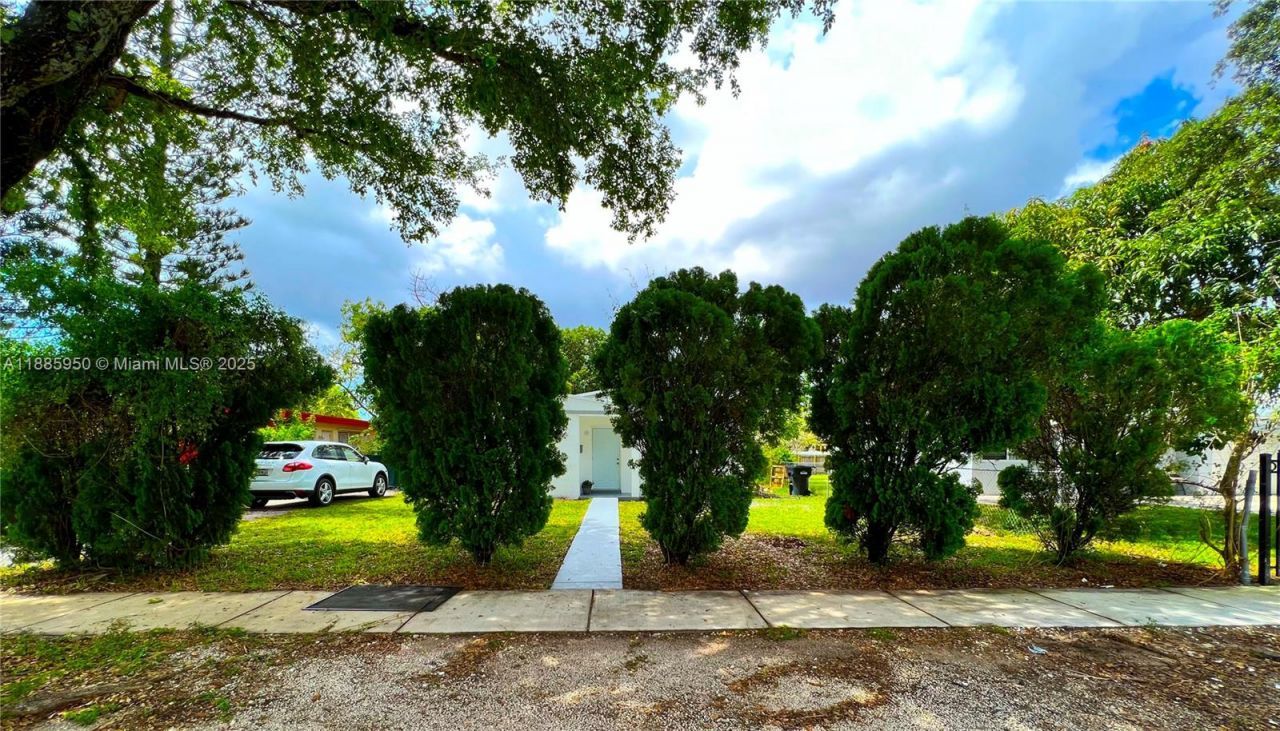 140 NW 124th St, North Miami, FL 33168 Photo