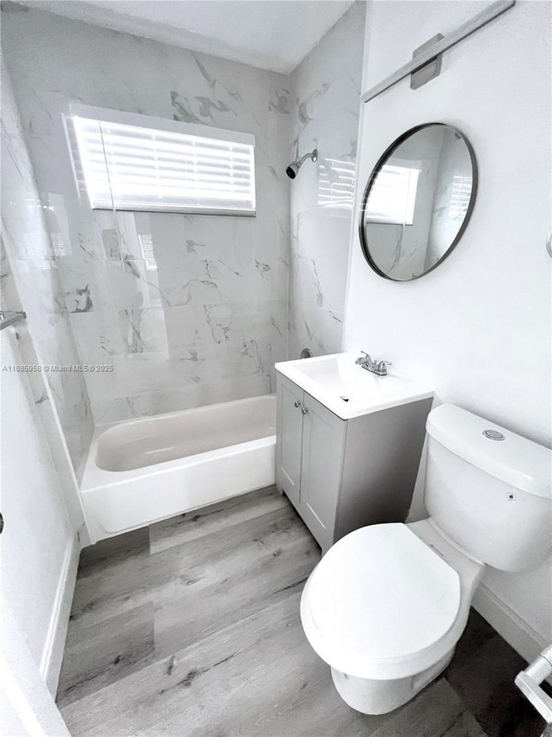 140 NW 124th St, North Miami, FL 33168 Photo