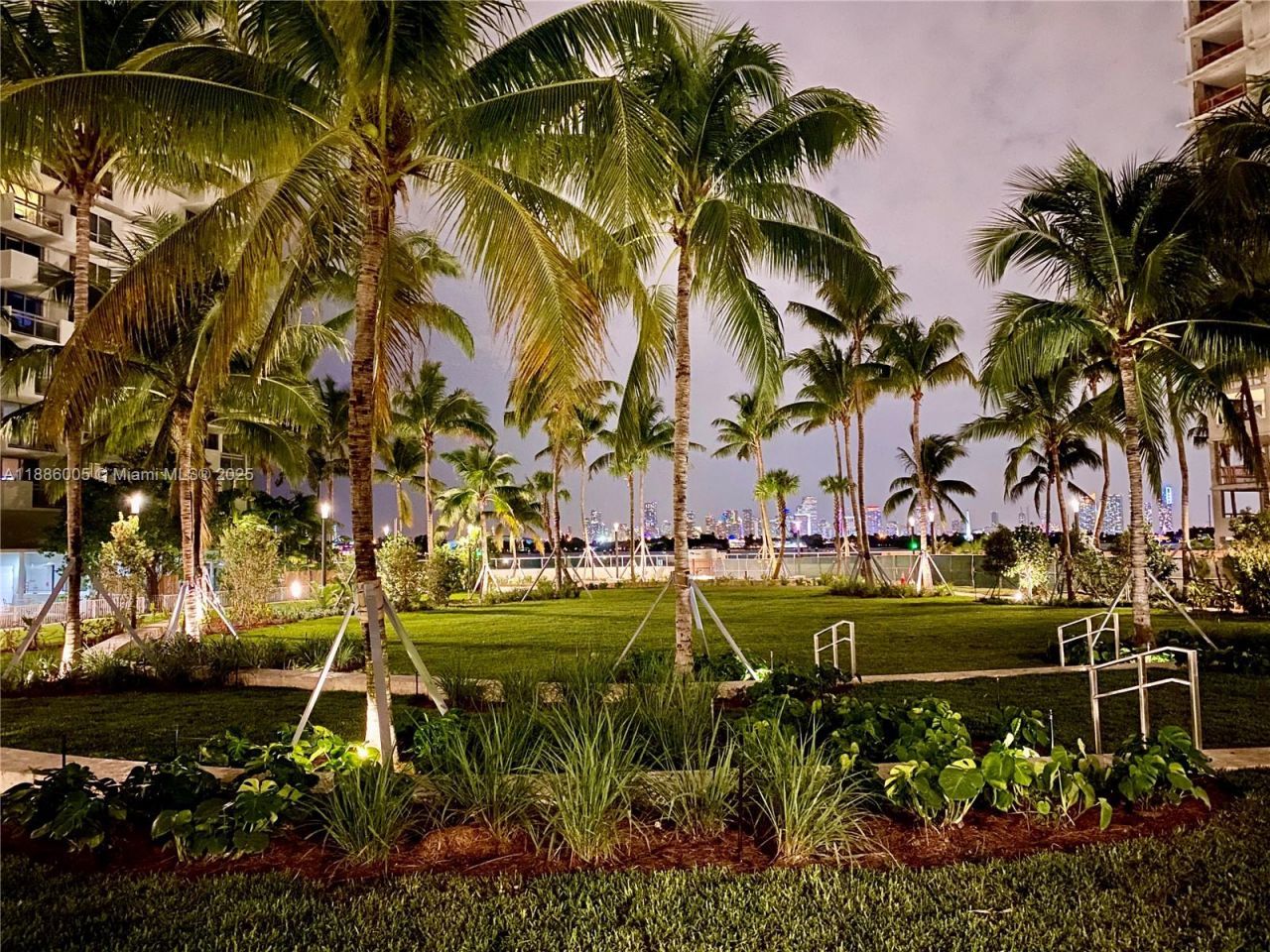 1500 Bay Rd, Unit 122S, Miami Beach, FL 33139 Photo