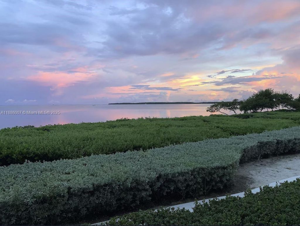 97501 Overseas Hwy, Unit 312, Key Largo, FL 33037 Photo