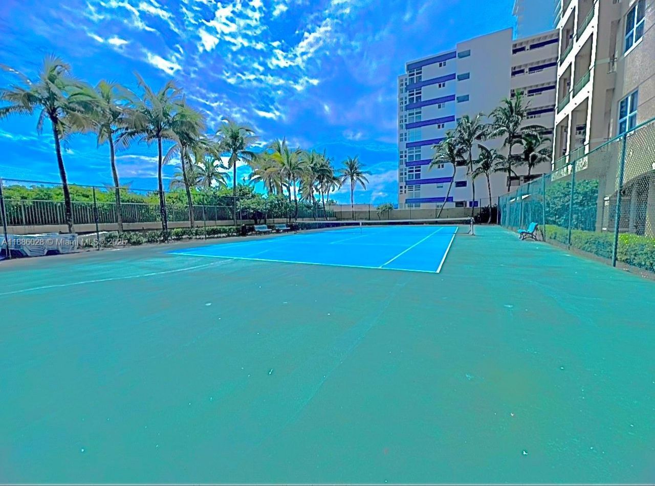 2080 S Ocean Dr, Unit PH6, Hallandale Beach, FL 33009 Photo