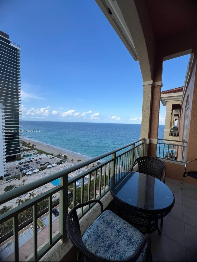 2080 S Ocean Dr, Unit PH6, Hallandale Beach, FL 33009 Photo