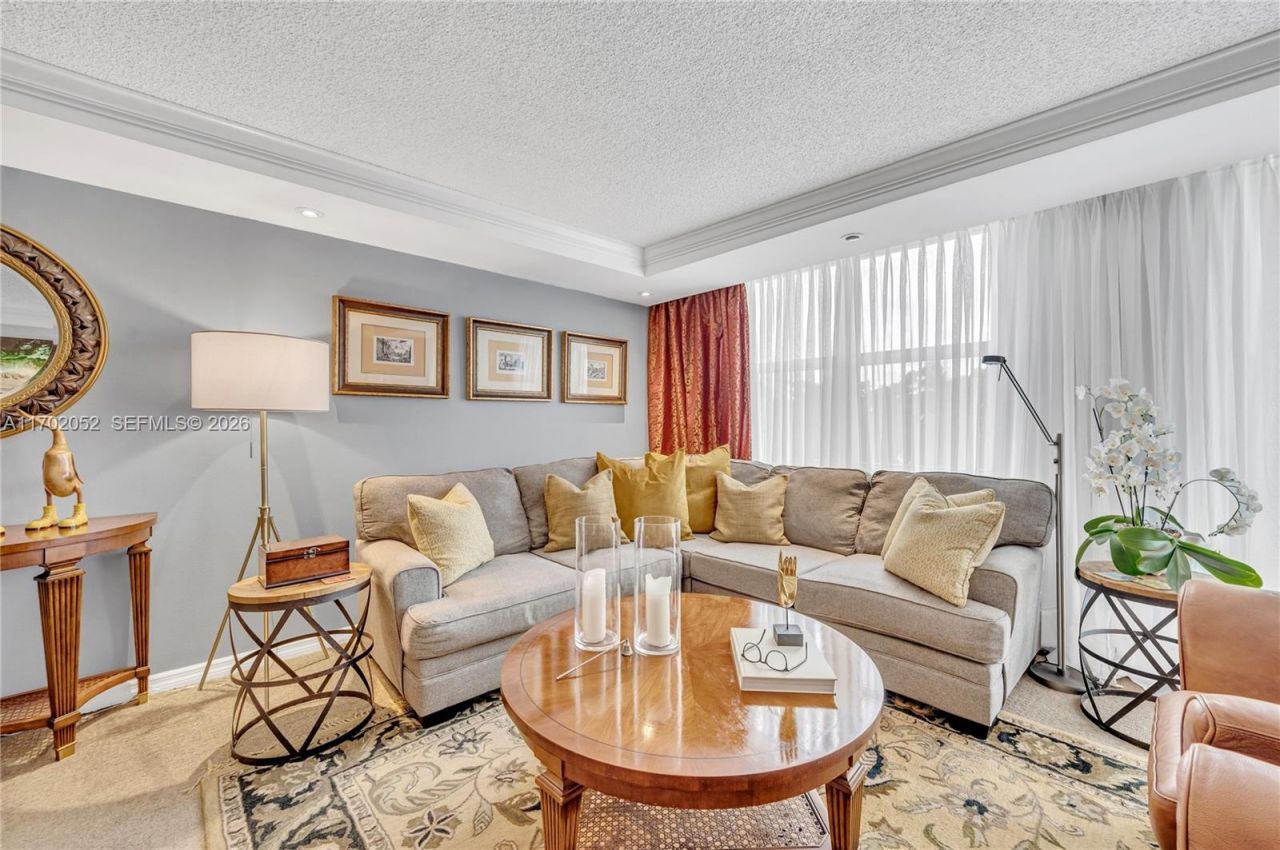 10000 W Bay Harbor Dr, Unit 401, Bay Harbor Islands, FL 33154 Photo