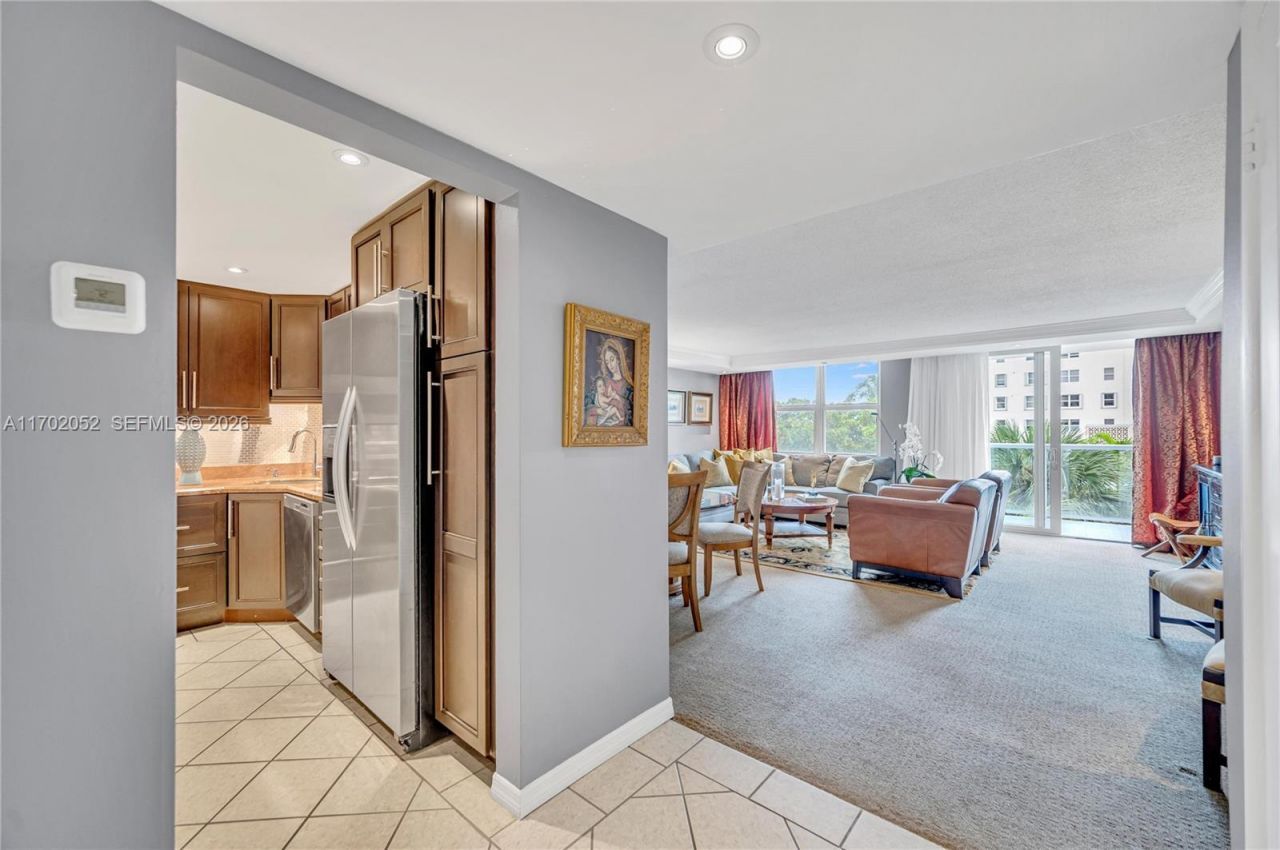 10000 W Bay Harbor Dr, Unit 401, Bay Harbor Islands, FL 33154 Photo