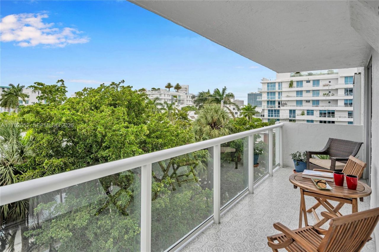 10000 W Bay Harbor Dr, Unit 401, Bay Harbor Islands, FL 33154 Photo