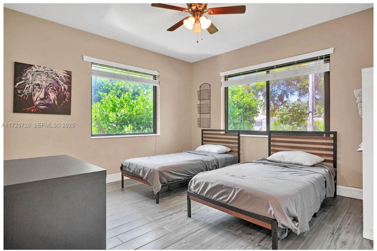 9555 NW 2nd Ave, Miami Shores, FL 33150 Photo