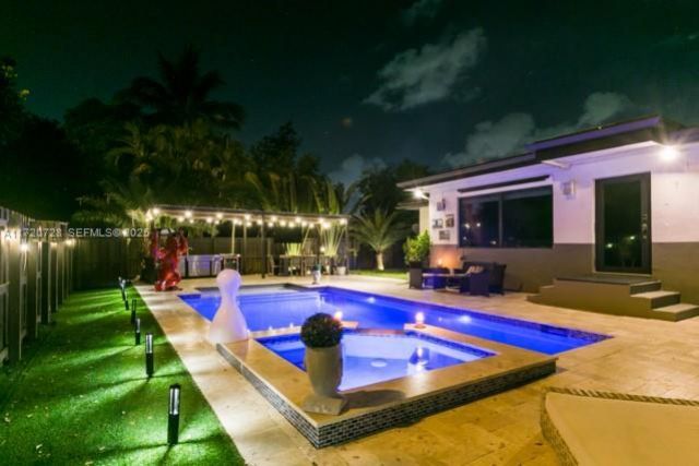 9555 NW 2nd Ave, Miami Shores, FL 33150 Photo