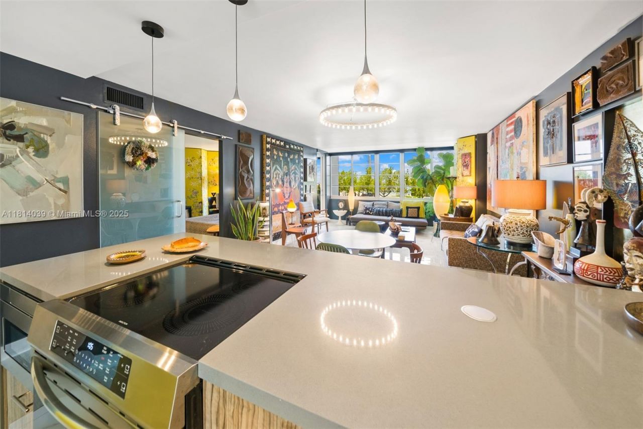 1670 Lincoln Ct, Unit 2B, Miami Beach, FL 33139 Photo