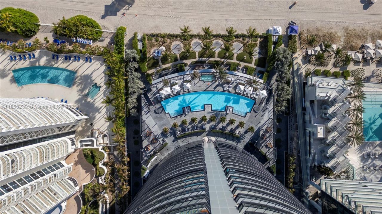 18555 Collins Ave, Unit 2303, Sunny Isles Beach, FL 33160 Photo