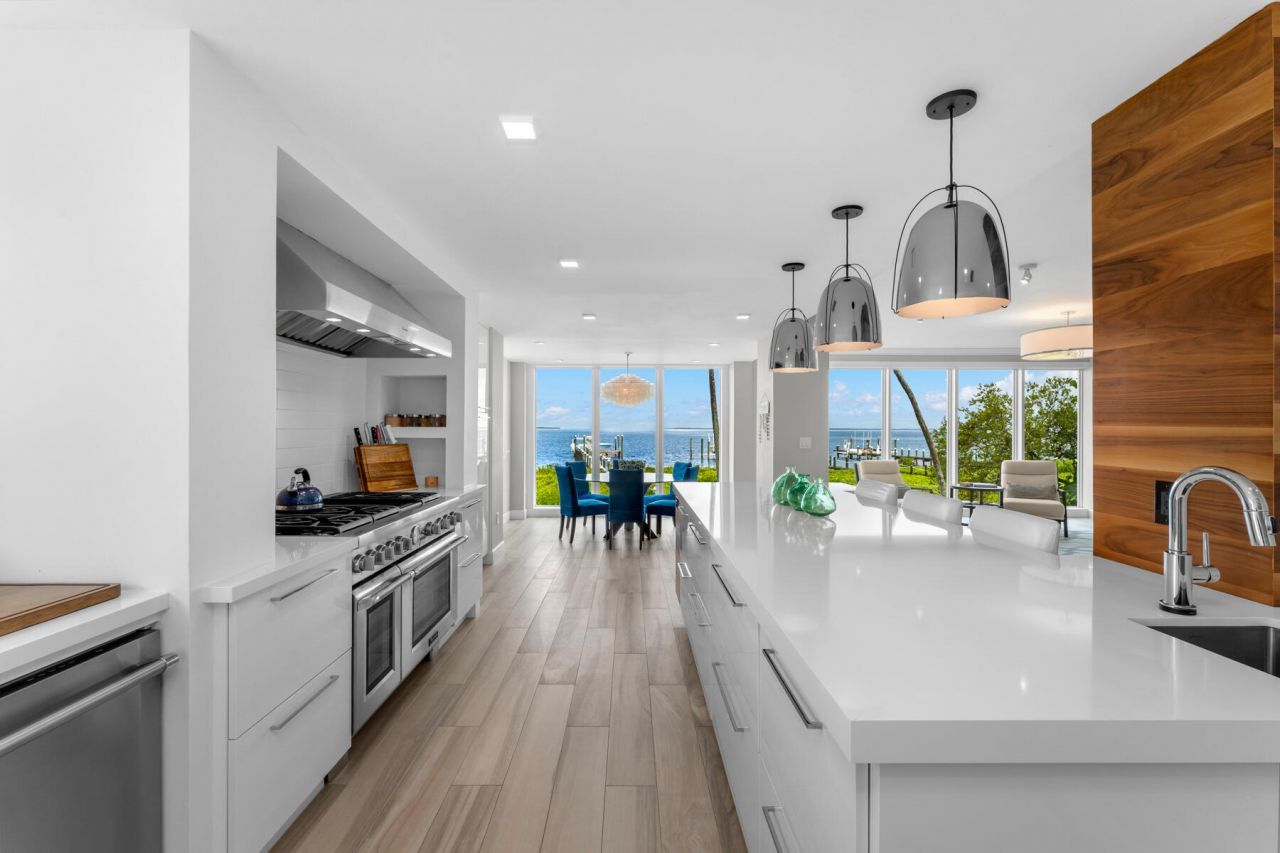 108 N Bounty Lane, Key Largo, FL 33037 Photo