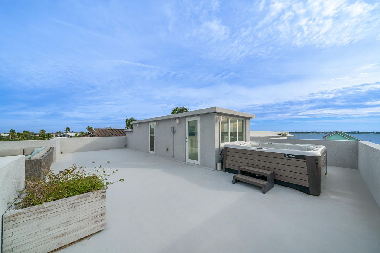 108 N Bounty Lane, Key Largo, FL 33037 Photo