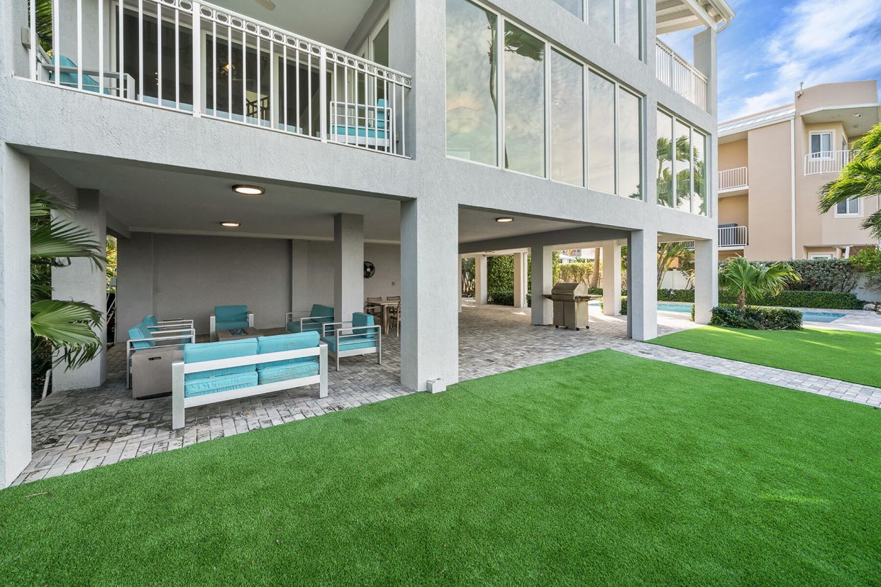 108 N Bounty Lane, Key Largo, FL 33037 Photo