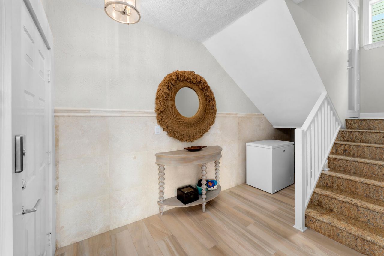 108 N Bounty Lane, Key Largo, FL 33037 Photo