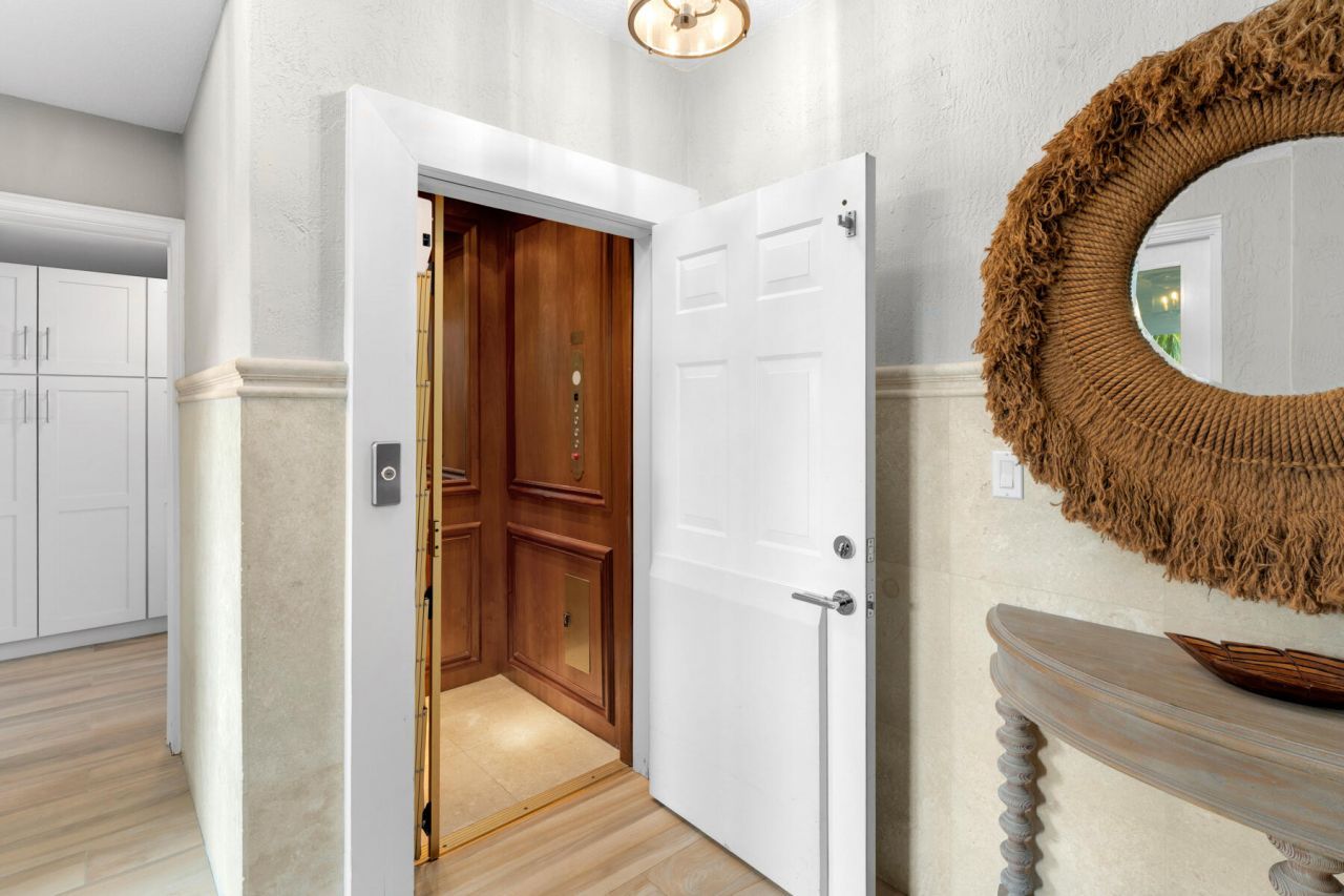 108 N Bounty Lane, Key Largo, FL 33037 Photo